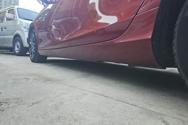 Used Volvo V40 2018 T3 Zhiyi Edition Left Side Sill