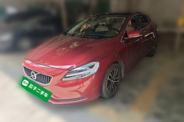Używany Volvo V40 2018 T3 Zhiyi Edition