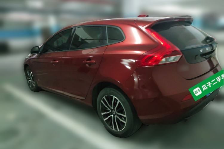 Used Volvo V40 2018 T3 Zhiyi Edition Rear Left 45 Deg