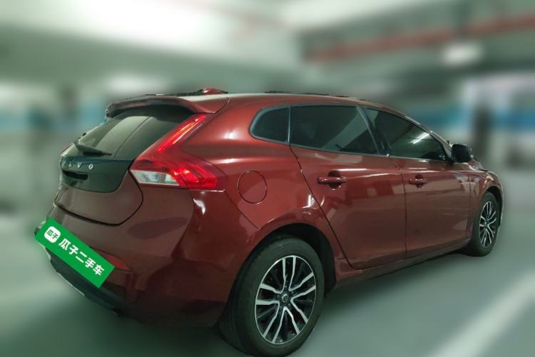 Used Volvo V40 2018 T3 Zhiyi Edition Rear Right 45 Deg