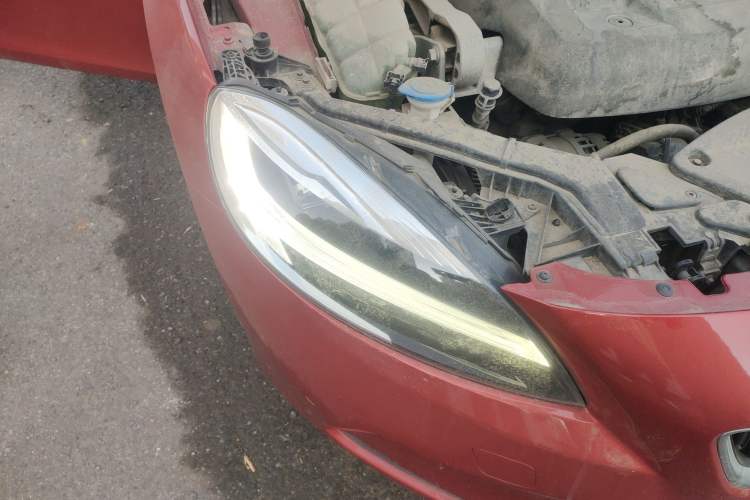 Used Volvo V40 2018 T3 Zhiya Edition Right Front Headlight
