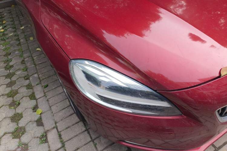 Used Volvo V40 2018 T4 Zhiya Edition Right Front Headlight