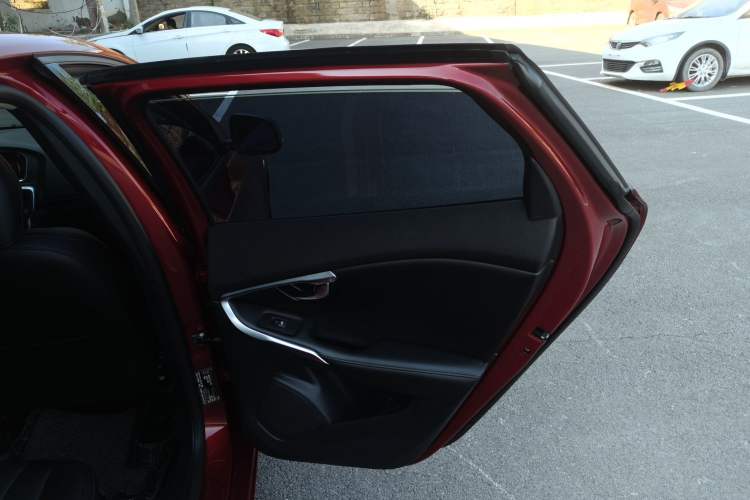 Used Volvo V40 2018 T3 Zhiyi Edition Right Rear Door Interior