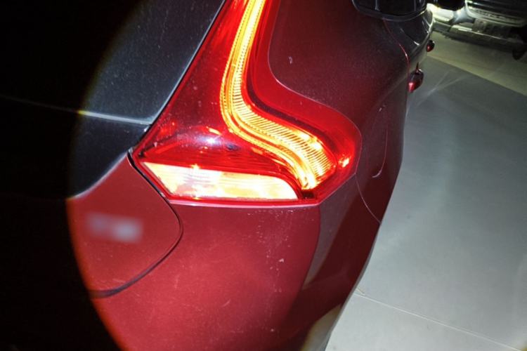 Used Volvo V40 2018 T3 Zhiyi Edition Right Rear Taillight