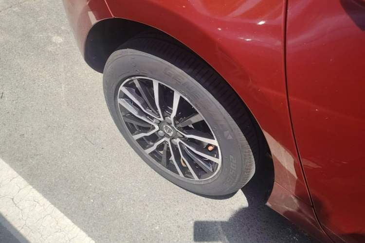 Used Volvo V40 2018 T3 Zhiyi Edition Right Rear Wheel Hub