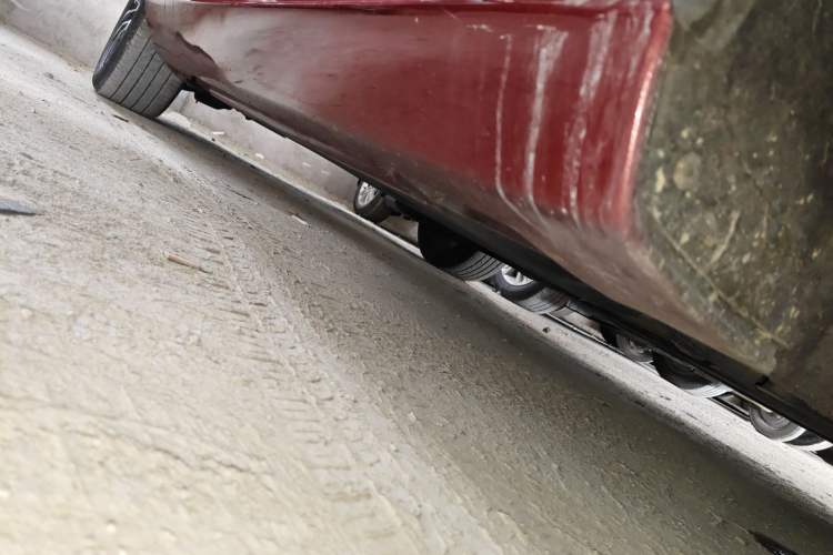 Used Volvo V40 2018 T3 Zhiyi Edition Right Side Sill