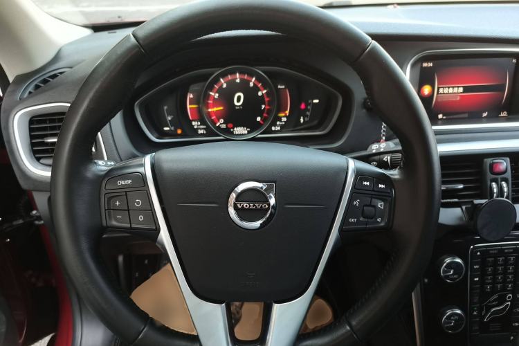 Used Volvo V40 2018 T3 Zhiyi Edition Steering Wheel