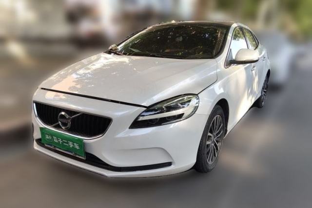 Volvo V40 2018 T3 Zhiyi Edition d’occasion