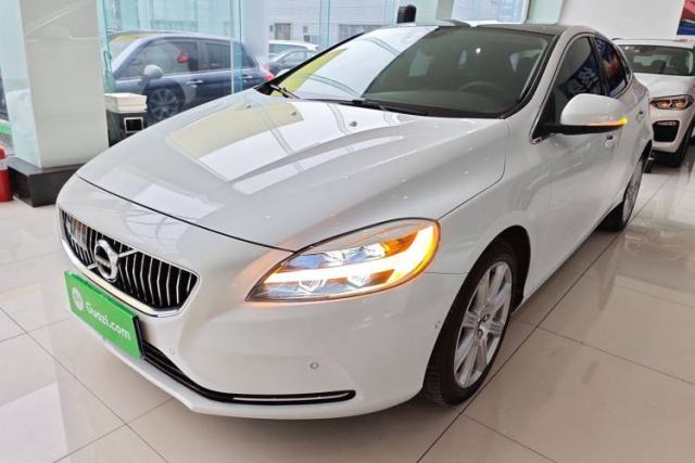Used Volvo V40 2018 T3 Zhiya Edition