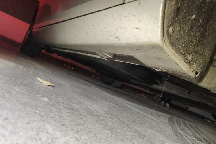 Used Volvo V40 2018 T3 Smart Edition Chassis Front Right