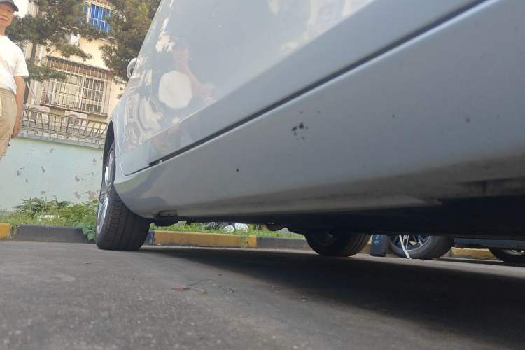 Used Volvo V40 2018 T3 Zhiya Edition Chassis Front Right