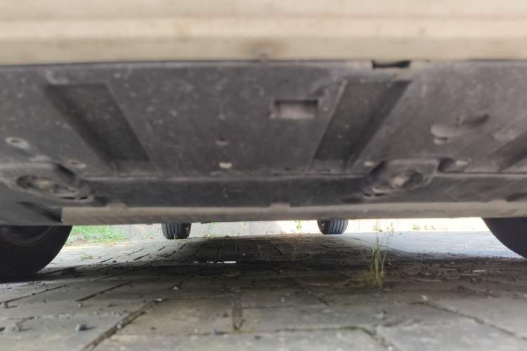 Used Volvo V40 2018 T3 Zhiyi Edition Chassis Front