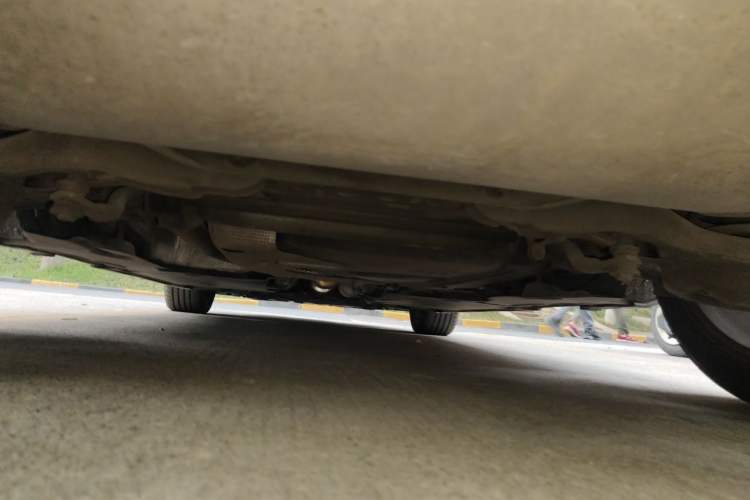 Used Volvo V40 2018 T3 Zhiya Edition Chassis Rear