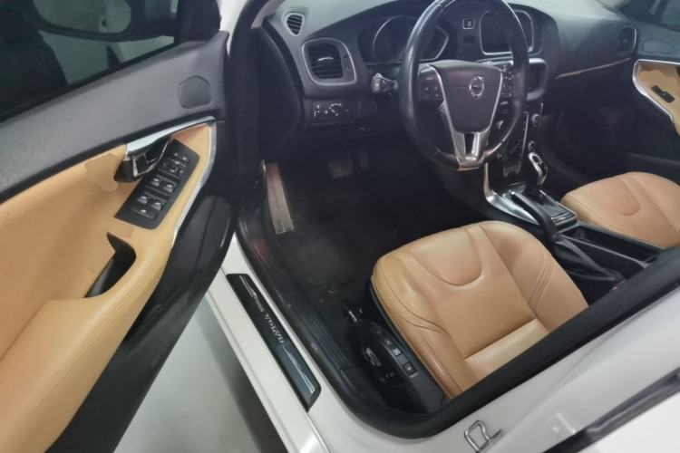 Used Volvo V40 2018 T3 Zhiyi Edition Driver Seat
