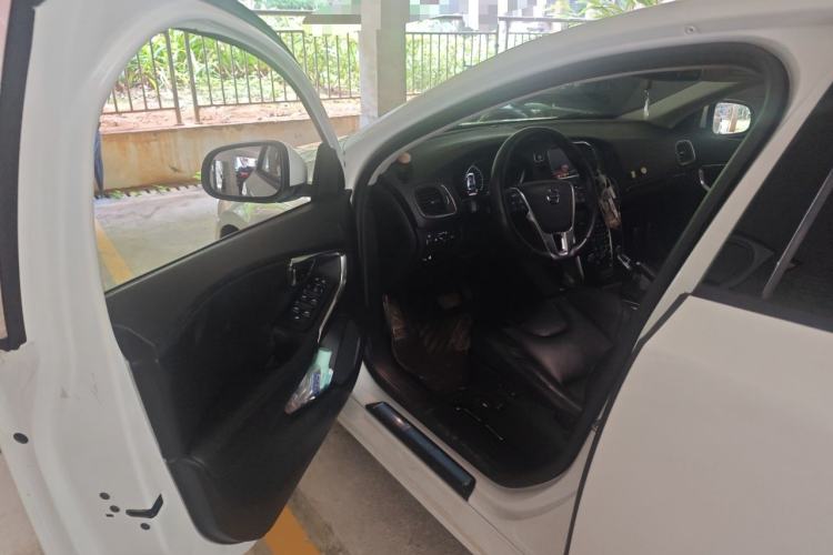 Used Volvo V40 2018 T3 Zhiyi Edition Driver Seat