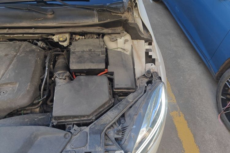Used Volvo V40 2018 T3 Zhiya Edition Engine Bay Left
