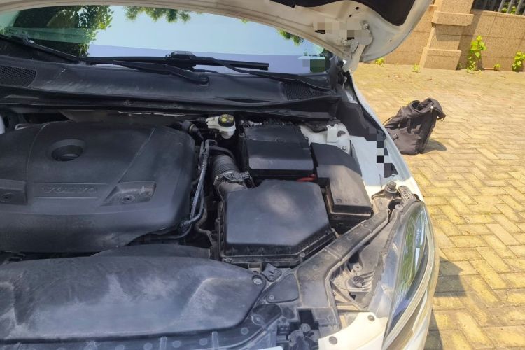 Used Volvo V40 2018 T3 Zhiyi Edition Engine Bay Left