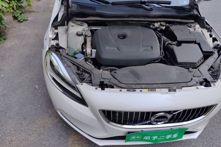 Used Volvo V40 2018 T3 Zhiya Edition Engine Bay Right