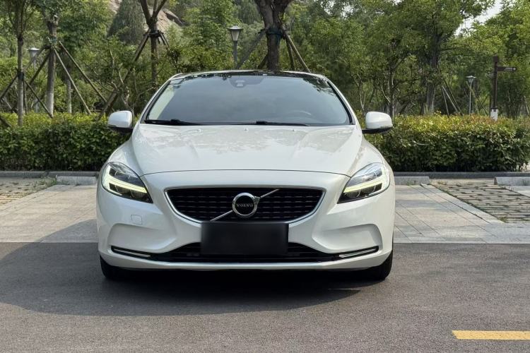 Used Volvo V40 2018 T3 Zhiyi Edition Exterior 1