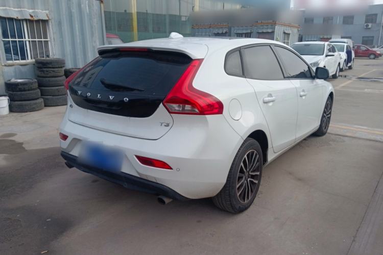 Used Volvo V40 2018 T3 Zhiyi Edition Exterior 2