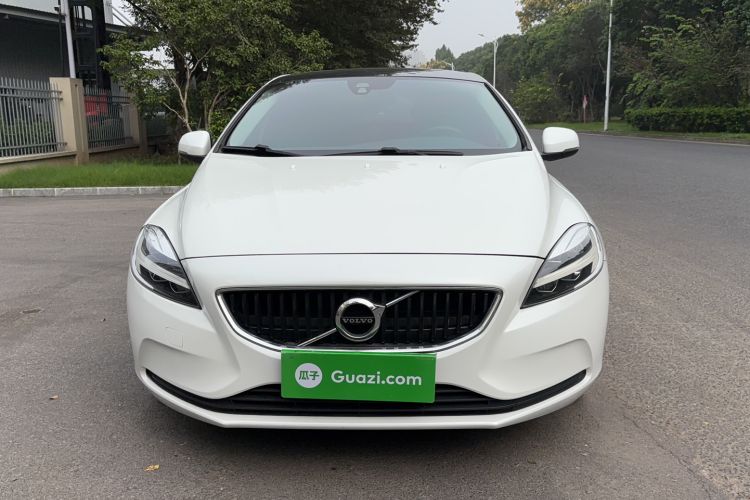 Used Volvo V40 2018 T3 Zhiyi Edition Exterior 3