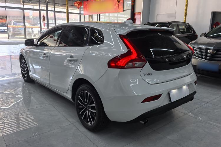 Used Volvo V40 2018 T3 Zhiyi Edition Exterior 4