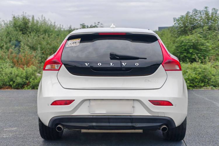 Used Volvo V40 2018 T3 Zhiya Edition Exterior 5