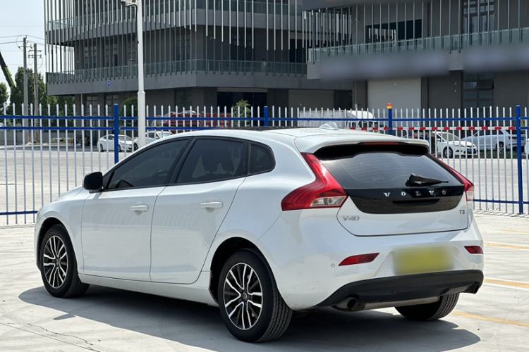 Used Volvo V40 2018 T3 Zhiyi Edition Exterior 5