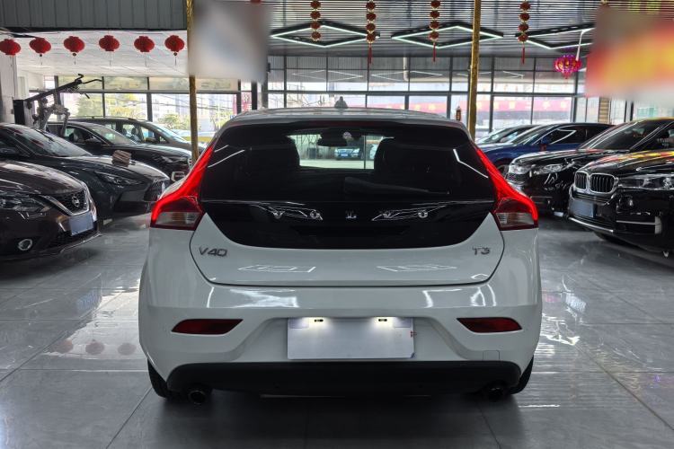 Used Volvo V40 2018 T3 Zhiyi Edition Exterior 5