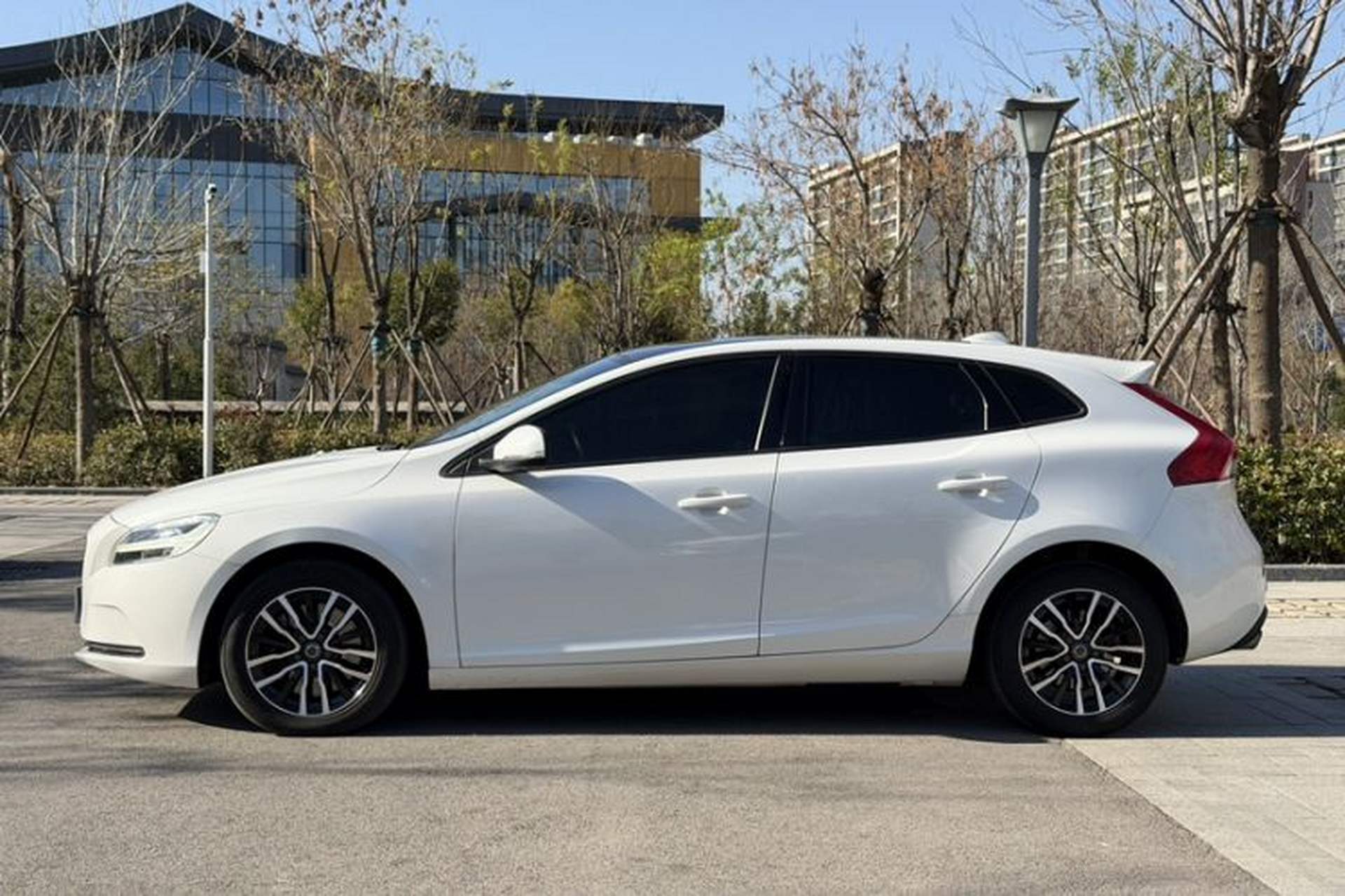 Used Volvo V40 2018 T3 Zhiyi Edition Exterior 5