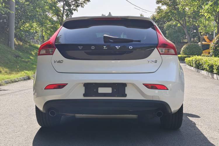 Used Volvo V40 2018 T3 Zhiya Edition Exterior 6