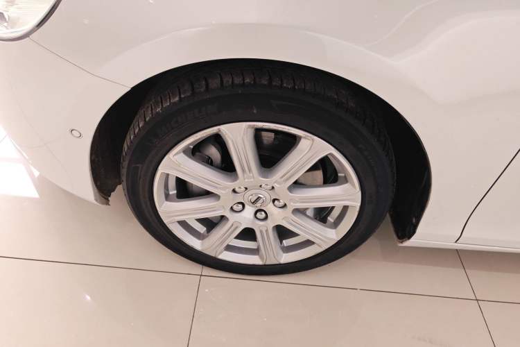 Used Volvo V40 2018 T3 Zhiya Edition Exterior 7