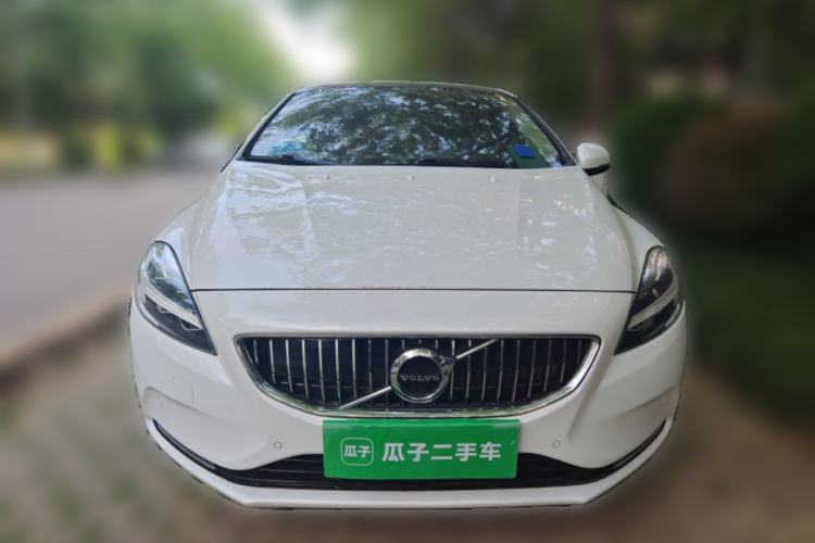 Used Volvo V40 2018 T3 Zhiya Edition Front