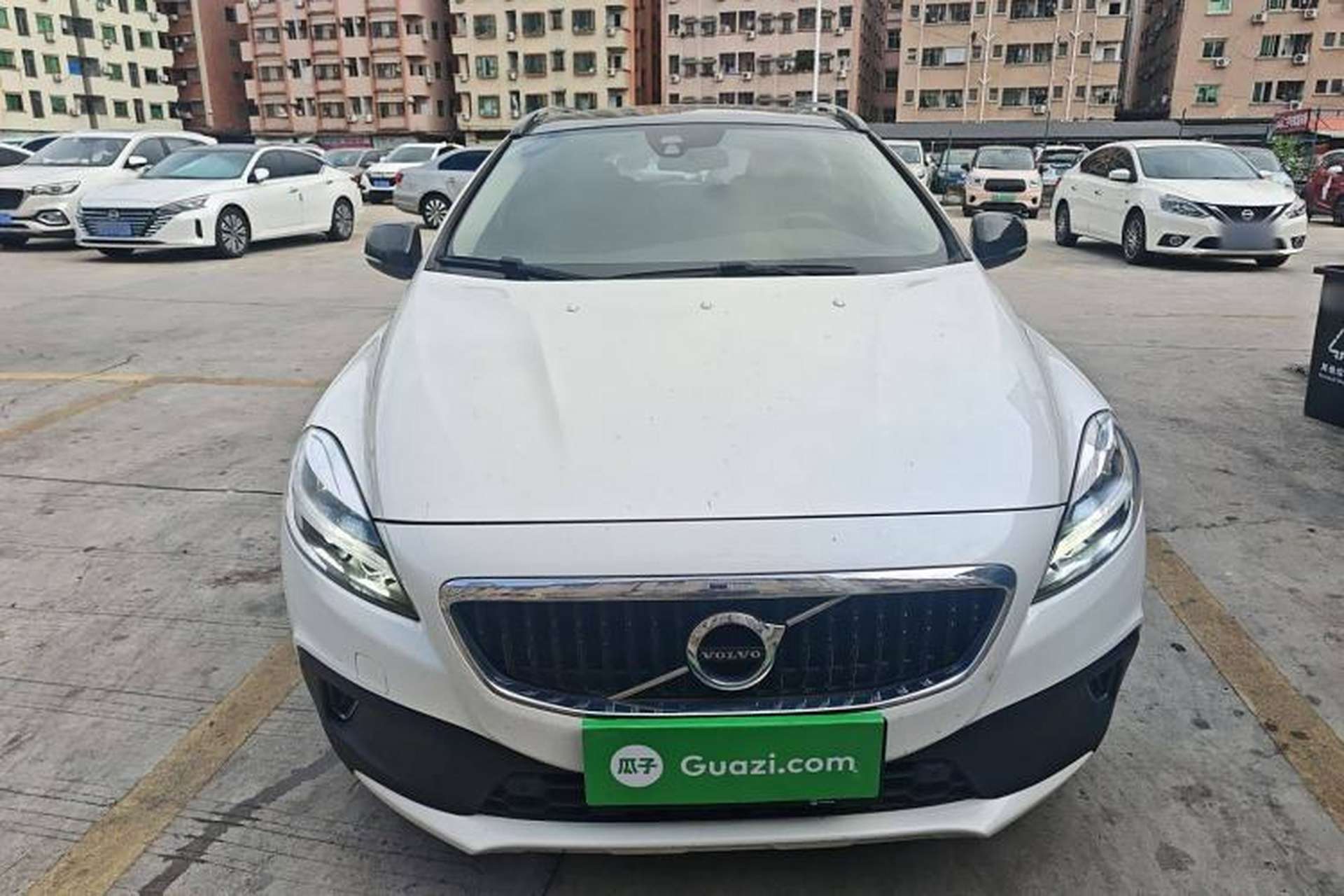 Used Volvo V40 2018 Cross Country T3 Zhiya Edition Front