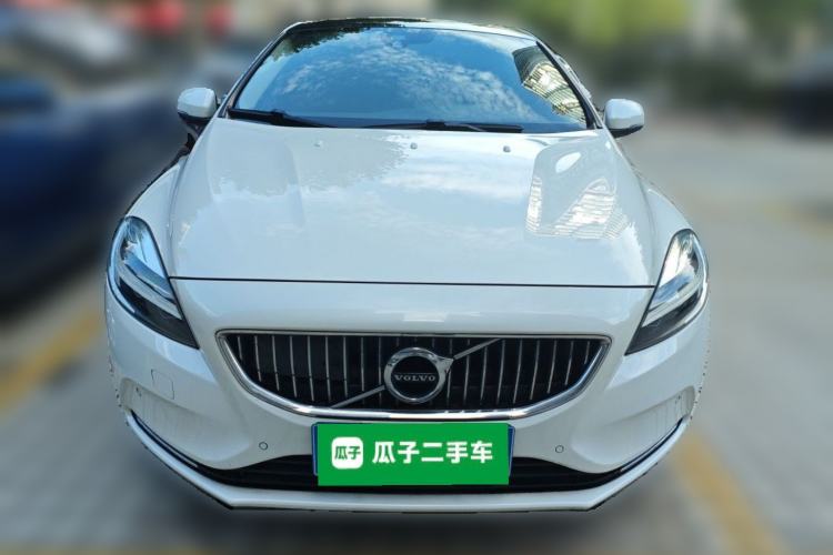Used Volvo V40 2018 T3 Zhiya Edition Front