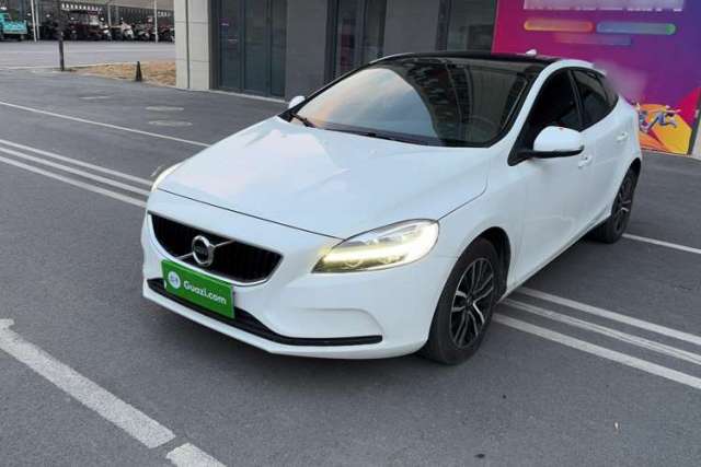 Used Volvo V40 2018 T3 Zhiyi Edition