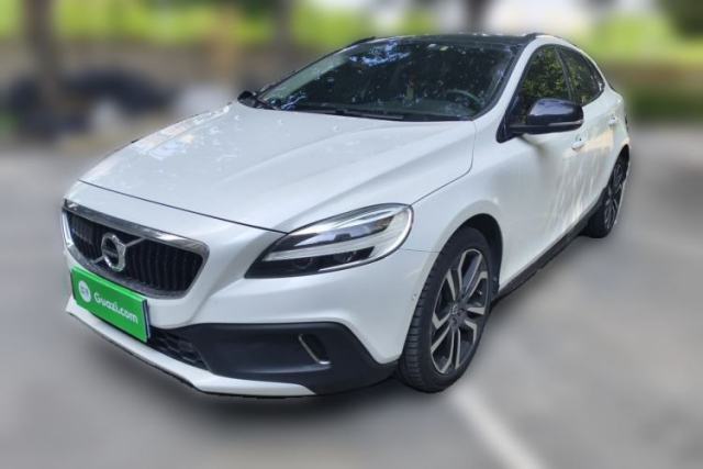 Used Volvo V40 2018 Cross Country T3 Zhiya Edition