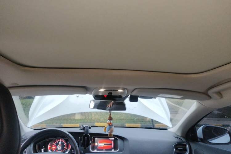 Used Volvo V40 2018 T3 Zhiya Edition Headliner