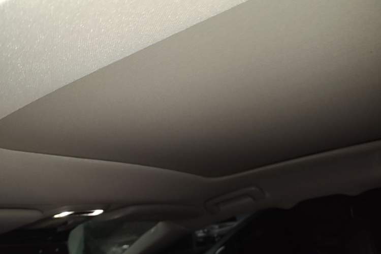 Used Volvo V40 2018 T3 Zhiya Edition Headliner