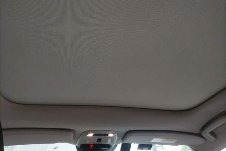 Used Volvo V40 2018 T3 Zhiyi Edition Headliner