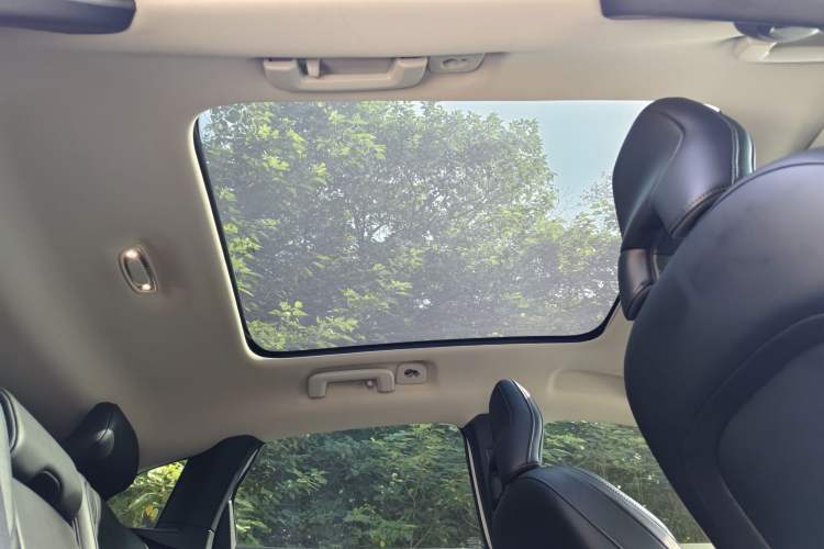 Used Volvo V40 2018 T3 Zhiya Edition Headliner