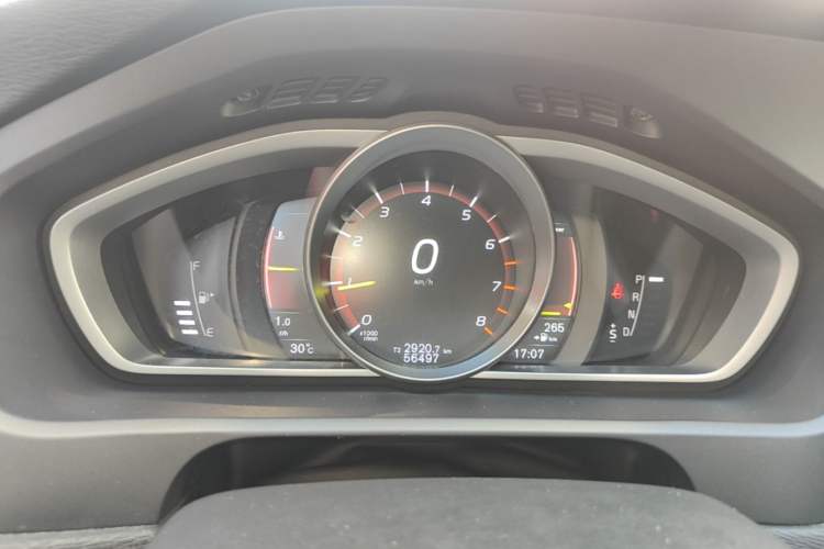 Used Volvo V40 2018 T3 Zhiyi Edition Instrument Cluster
