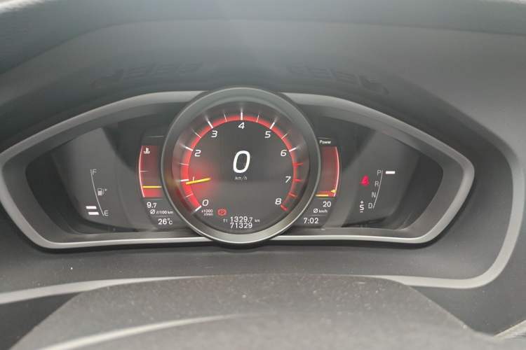Used Volvo V40 2018 T3 Zhiyi Edition Instrument Cluster