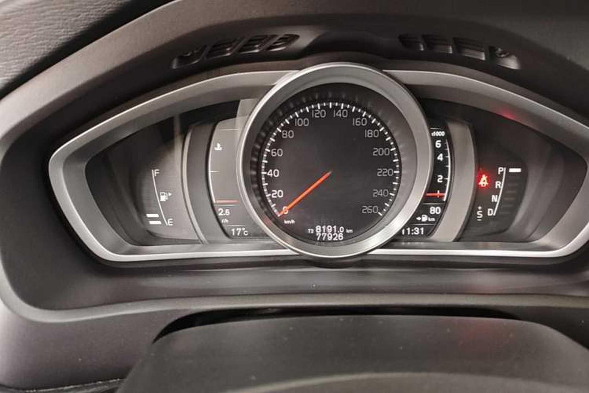 Used Volvo V40 2018 T3 Zhiyi Edition Instrument Cluster