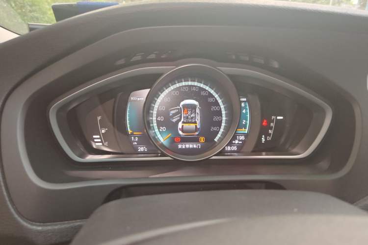 Used Volvo V40 2018 T3 Zhiya Edition Instrument Cluster