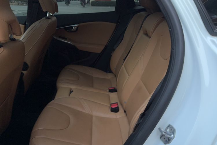 Used Volvo V40 2018 T3 Zhiyi Edition Interior 1