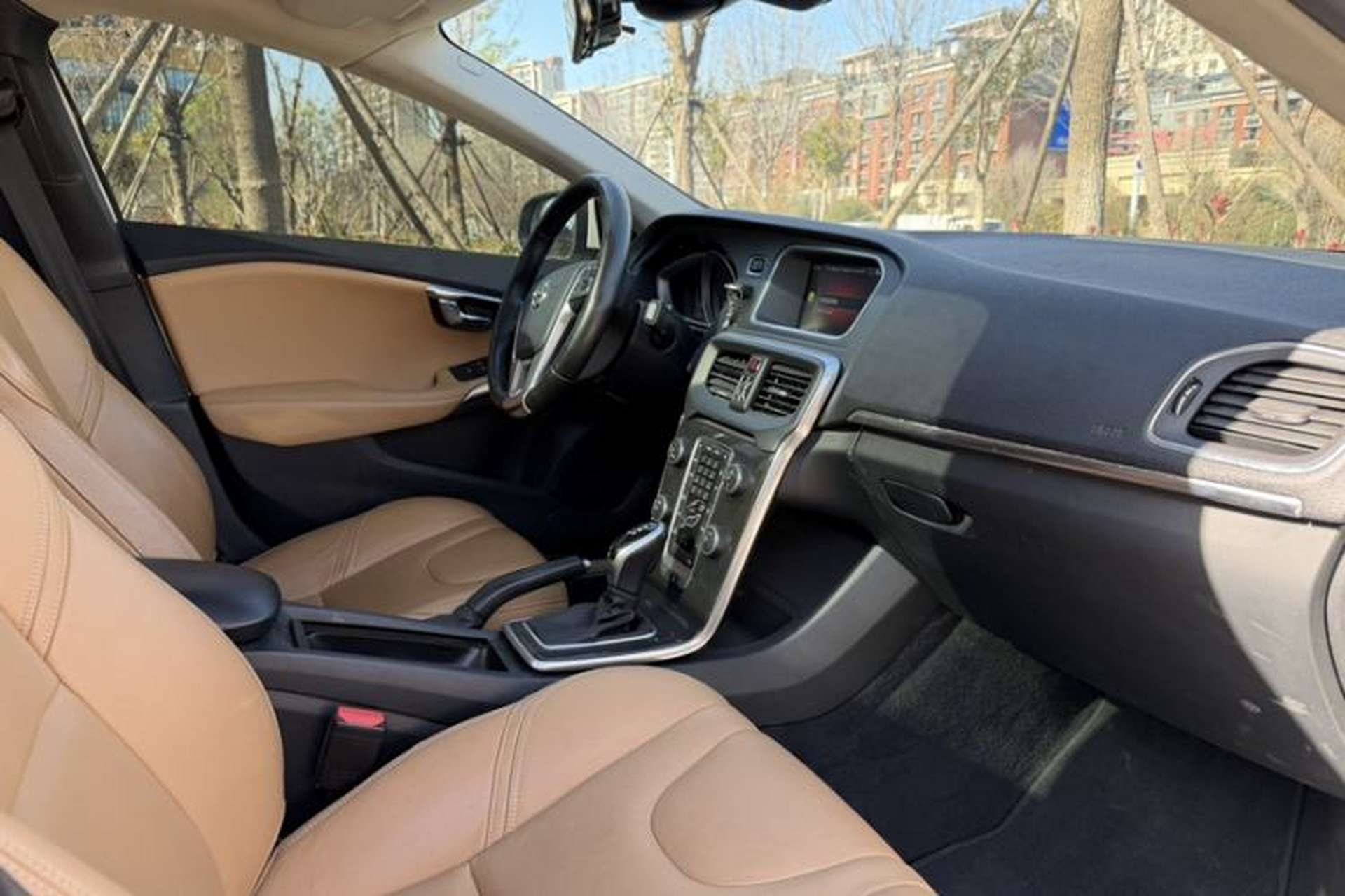Used Volvo V40 2018 T3 Zhiyi Edition Interior 1