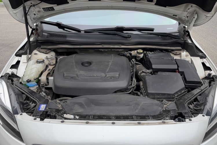Used Volvo V40 2018 T3 Zhiyi Edition Interior 12