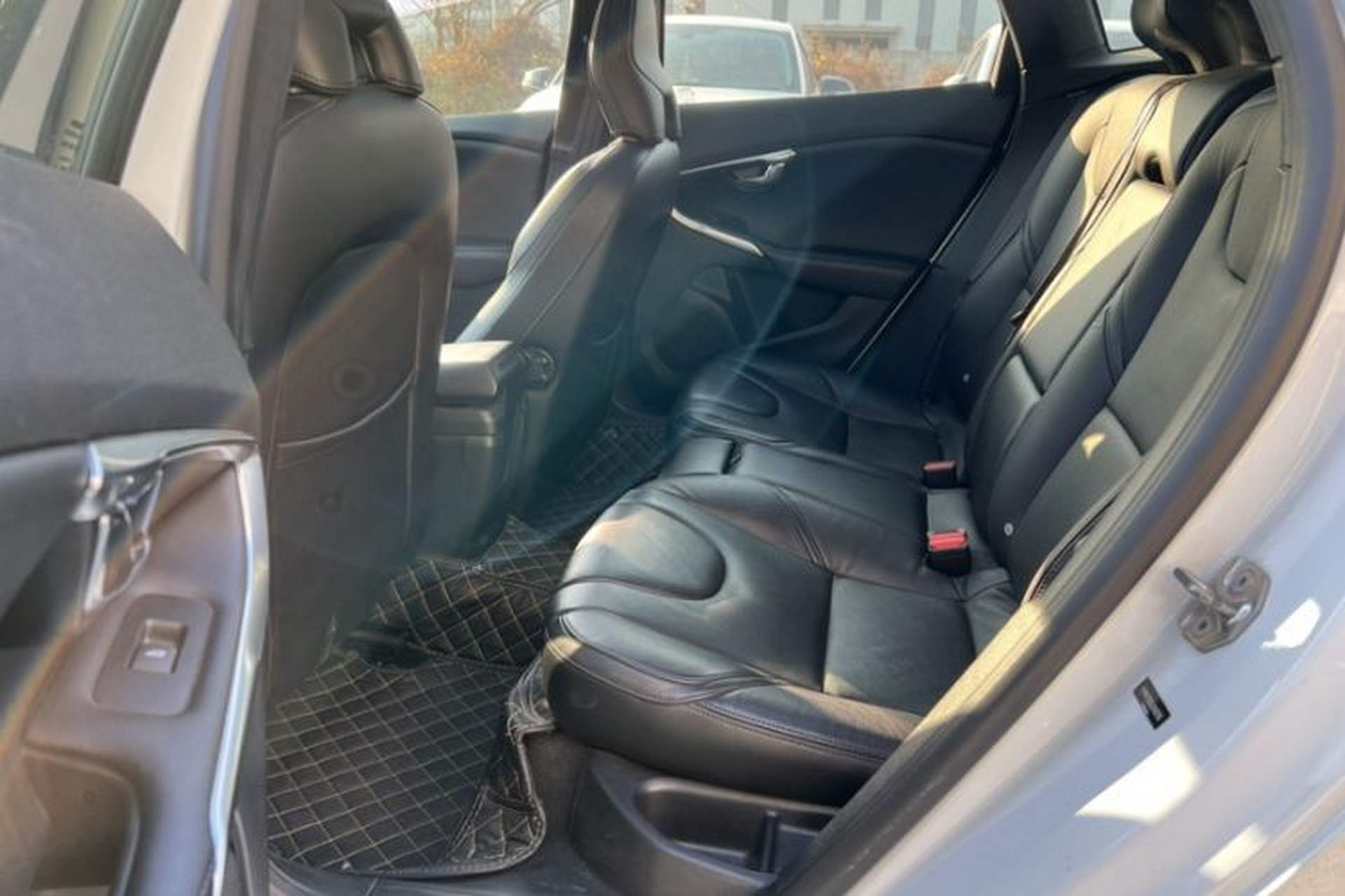 Used Volvo V40 2018 T3 Zhiyi Edition Interior 6