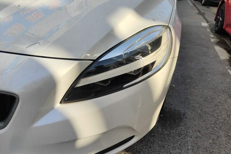 Used Volvo V40 2018 T3 Zhiyi Edition Left Front Headlight